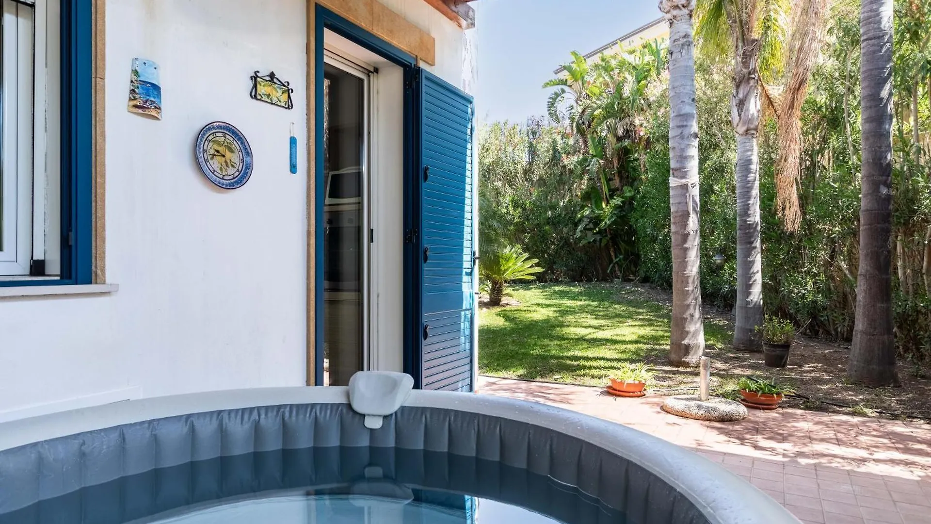 Villa Al Mare Lido di Noto 0*,  Italy
