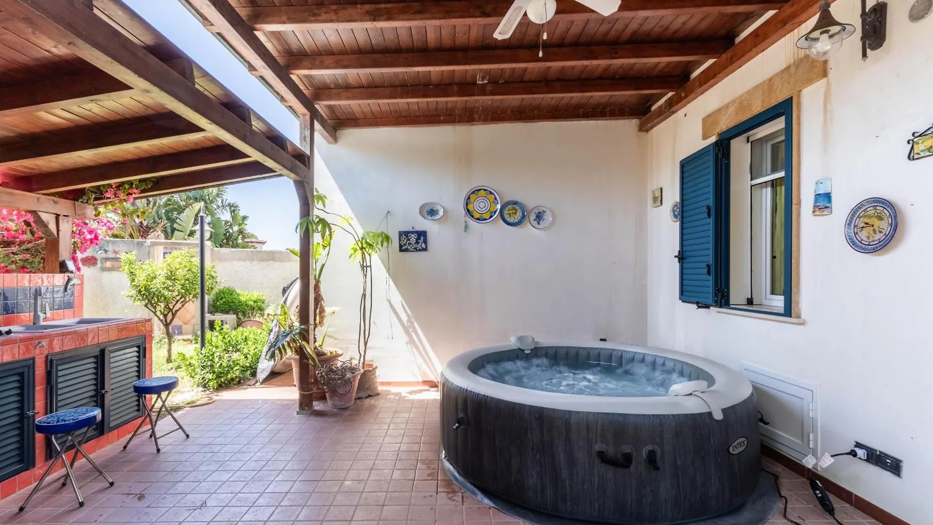 Villa Al Mare Lido di Noto Italy