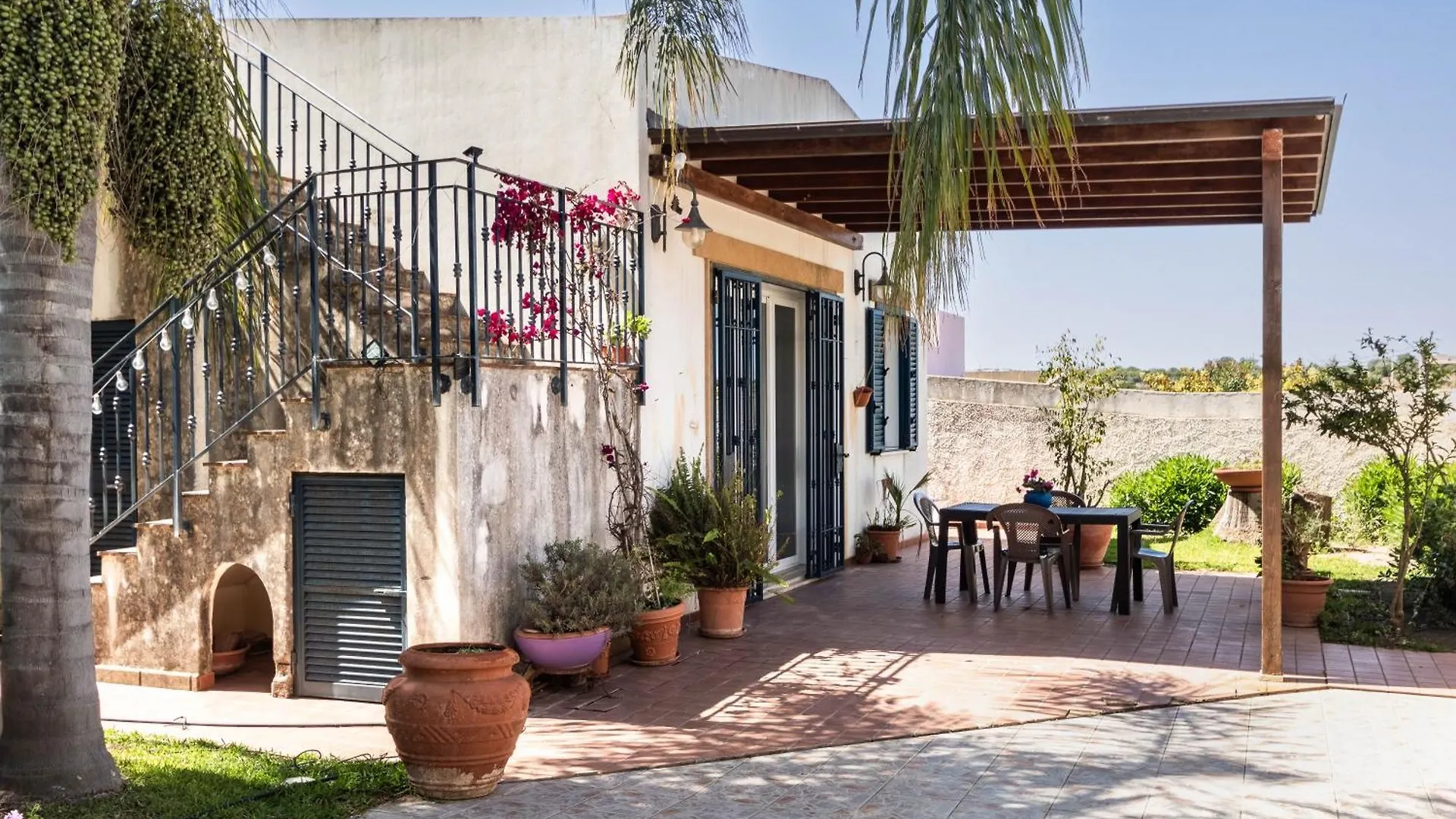 Villa Al Mare Lido di Noto Italien